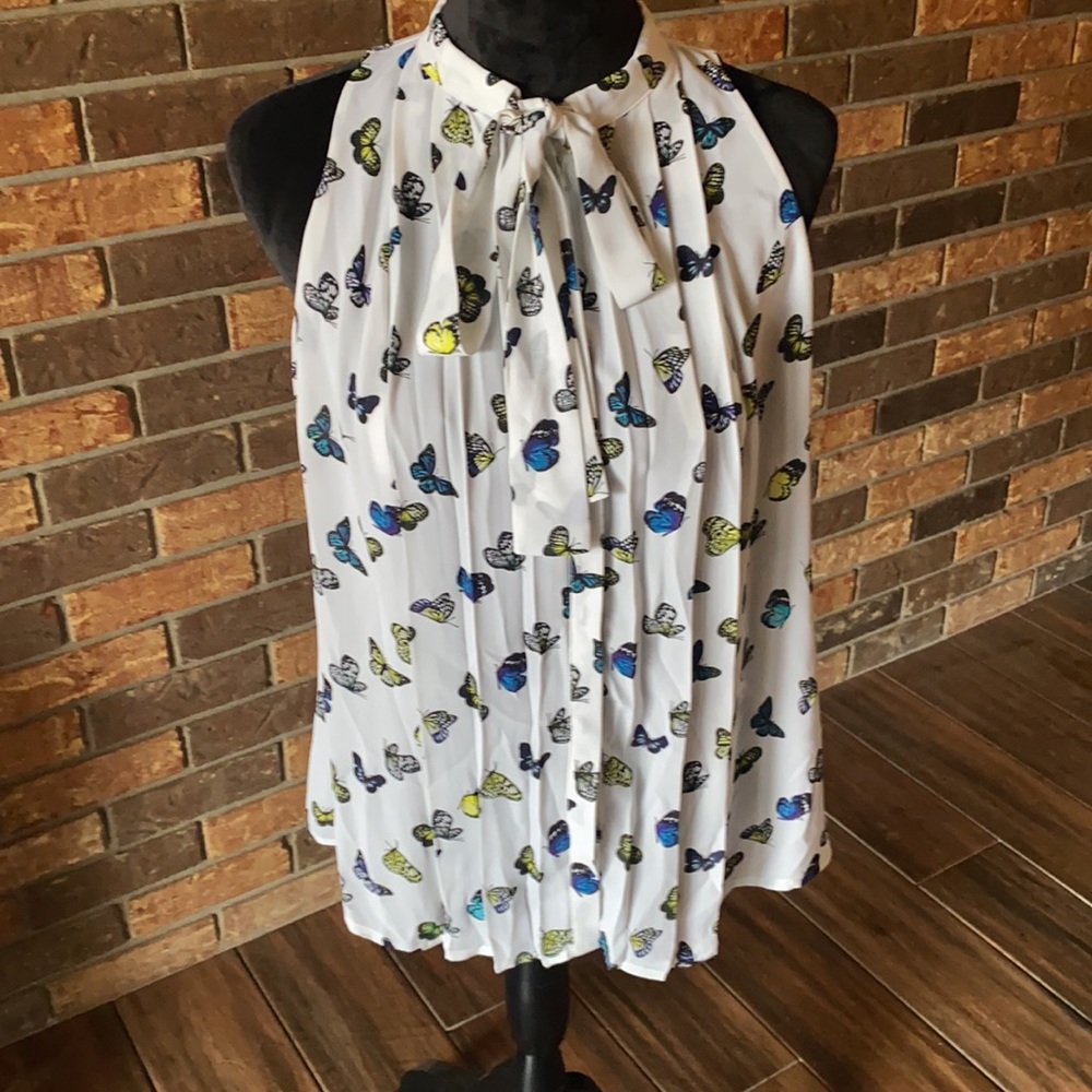 Size medium butterfly  top